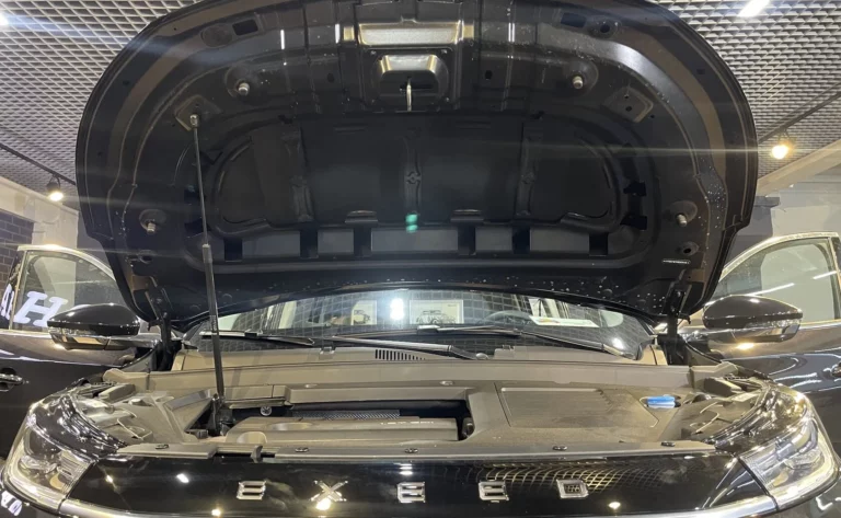 Exeed TXL 2022 капот 1