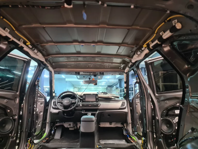 KIA Seltos крыша 1
