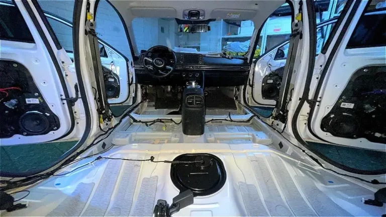 Шумоизоляция Hyunda Elantra 2020 пол 1