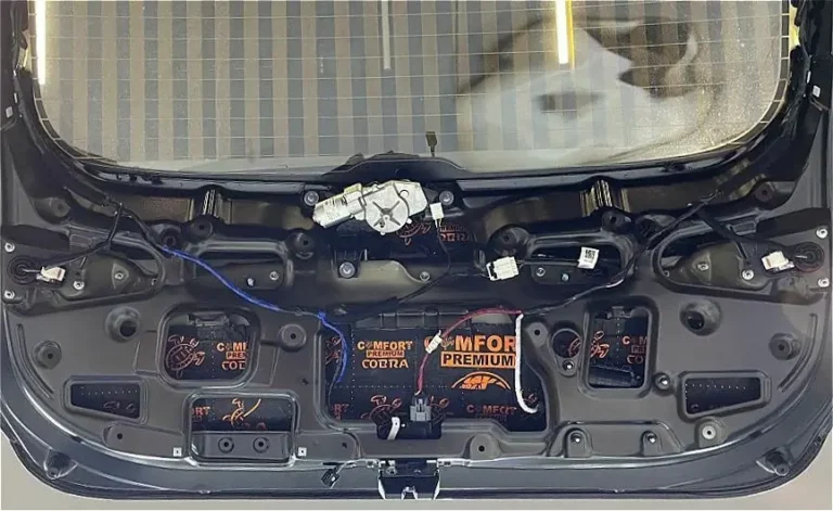 Шумоизоляция Hyundai Sabta Fe 2022 баг 1 (1)