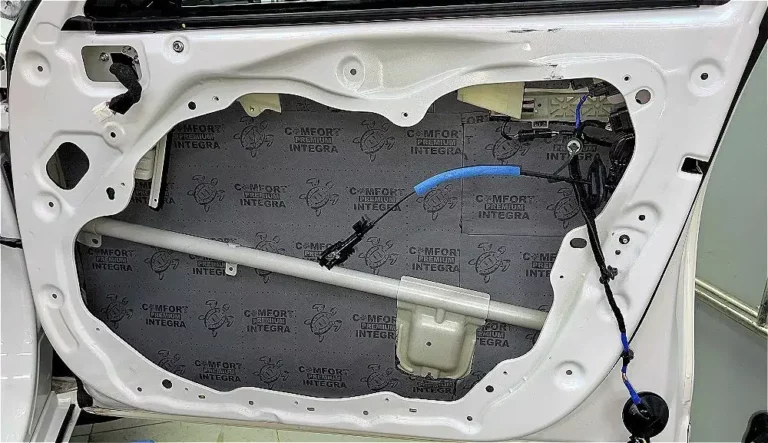 Шумоизоляция KIA K8 2021 двер 3