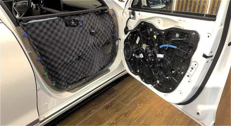 Шумоизоляция KIA K8 2021 двер 4