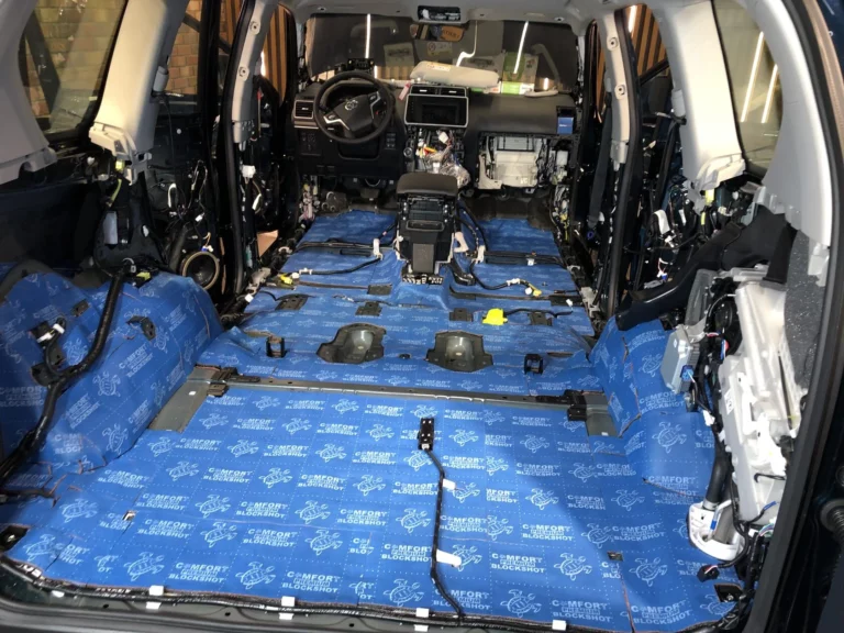 Шумоизоляция Toyota Land Cruiser Prado 2021 пол 3